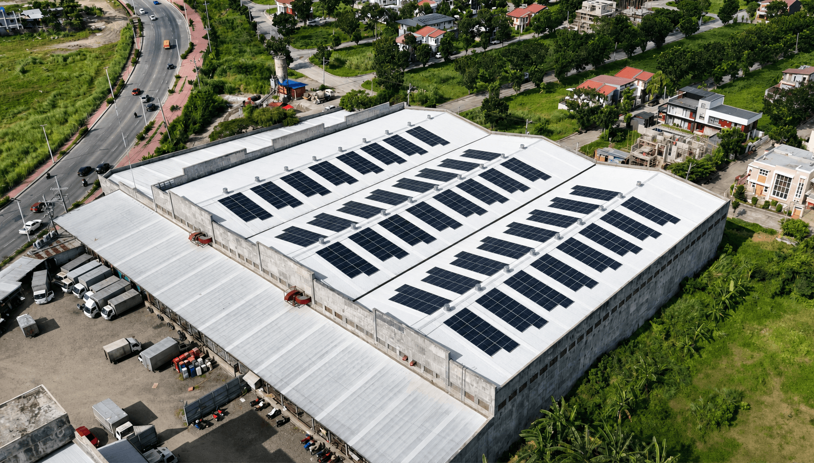 Aerial view of a Solartech commercial rooftop solar installation